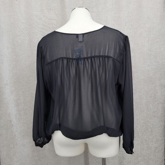 Torrid Black Sheer Crossover Surplus V-Neck Blouse Long Sleeves NEW - Picture 5 of 11